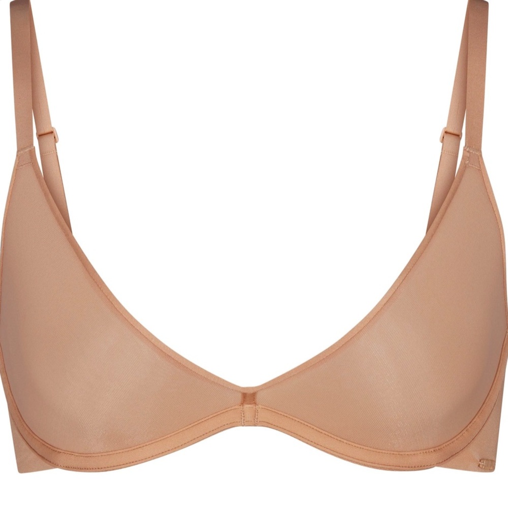 36C SKIMS Swoop bra in Clay